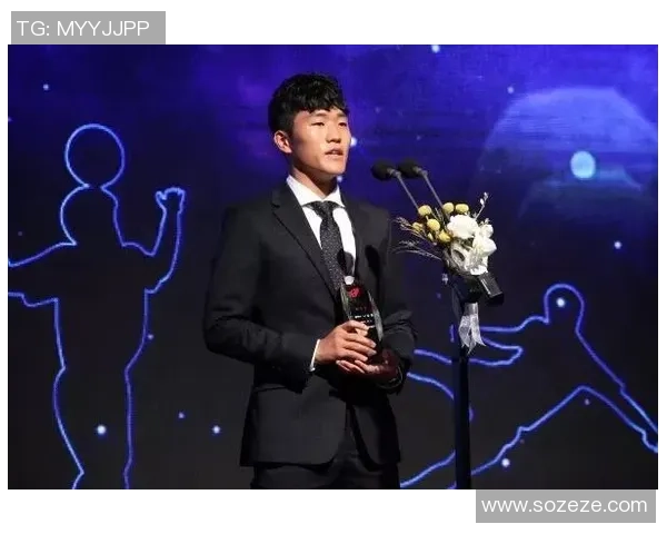 韩国足球明星兵役制度对职业生涯的影响与应对策略分析